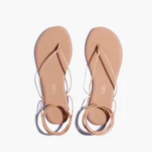 Tkees Lilu Strappy Sandals in Purdy